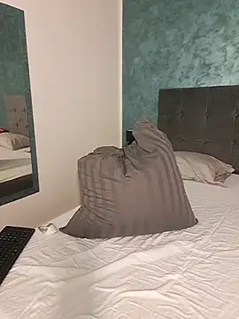 charrlote_love webcam