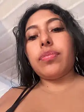 emmyjhonson07 webcam