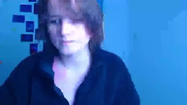 Alice_Wonderme webcam