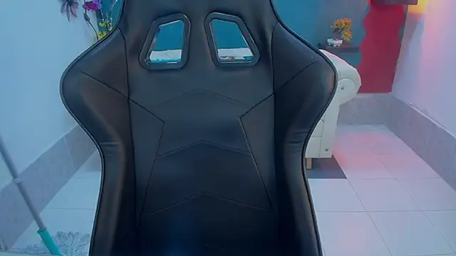 amara_brunette webcam