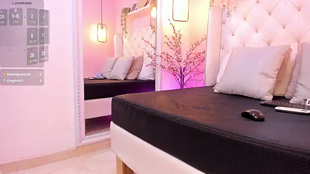 MarianaaSantos webcam