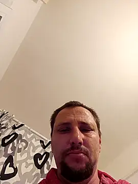 miki20677 - Miki20677's free webcam - UK Sex Cams