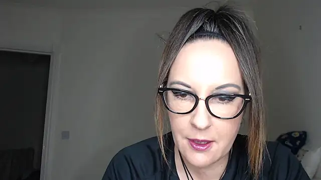 Humiliatrixxxx webcam