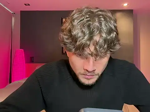 mcklister_kinky_feets webcam