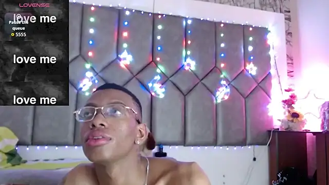 Tiffany_Valentine15 webcam