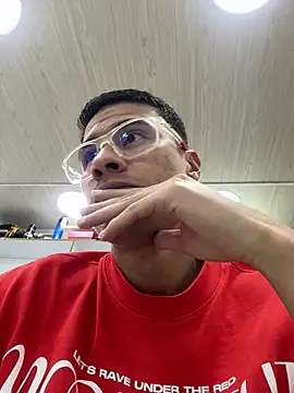 Latin_Paisa_Boy webcam