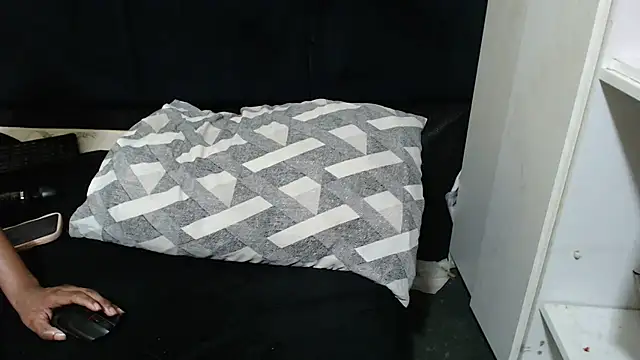 SweetHotBabby18 webcam