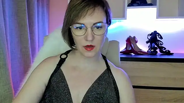 feliziaDesire webcam