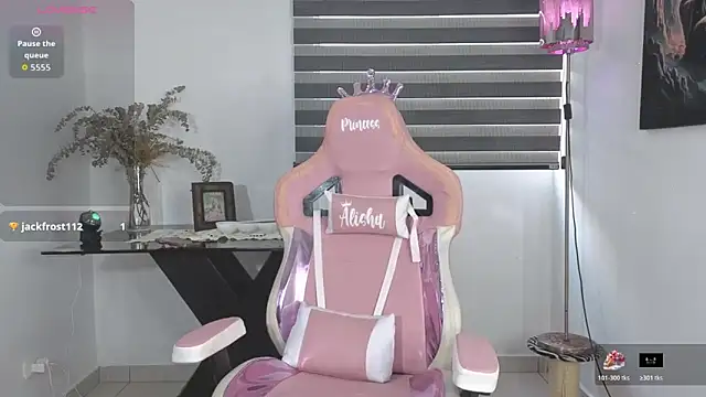 isabella_pearl_ webcam