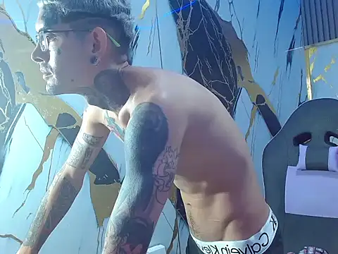 Boy_tatto77 webcam