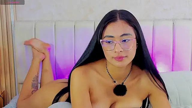 zoebarlowe - ZOEBARLOWE's free webcam - UK Sex Cams