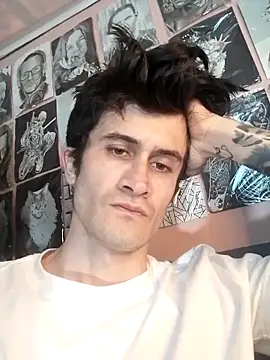 Loggan_donnelly webcam