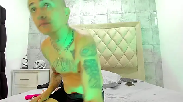 CharlotteAndSimon webcam