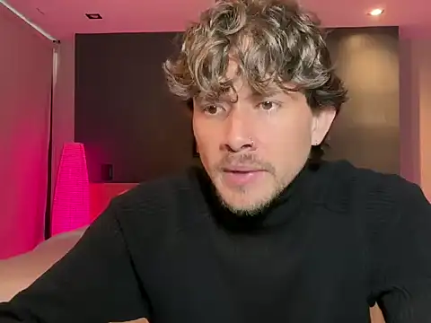 mcklister_kinky_feets webcam