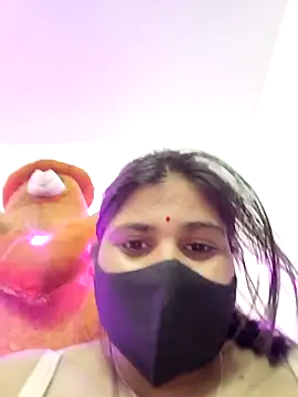 Wow_Riya from StripChat is Freechat