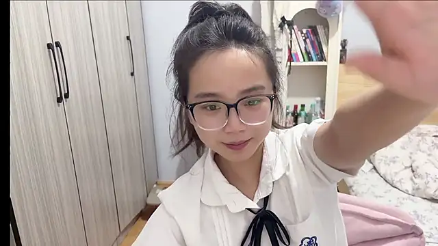 美女Hmm_0303在线直播