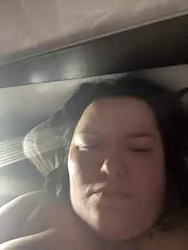 SunnyLeila2101 webcam