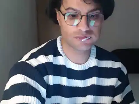 wildpussycat23 - Wildpussycat23's free webcam - UK Sex Cams