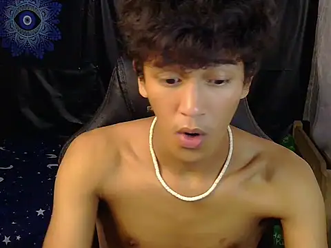 hugekenbigcock webcam