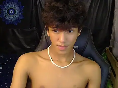 hugekenbigcock webcam