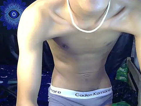 hugekenbigcock webcam