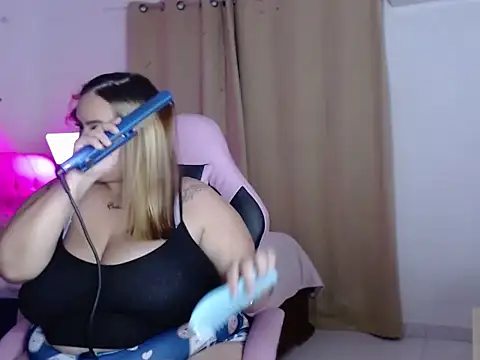 Angiegranados webcam