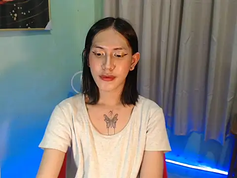 Yourplay1ngdoll webcam