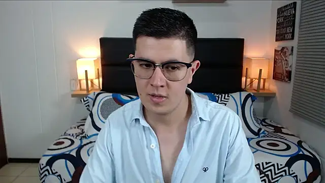 dylan_santiago_ webcam