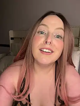 justbetweenus2 - Justbetweenus2's free webcam