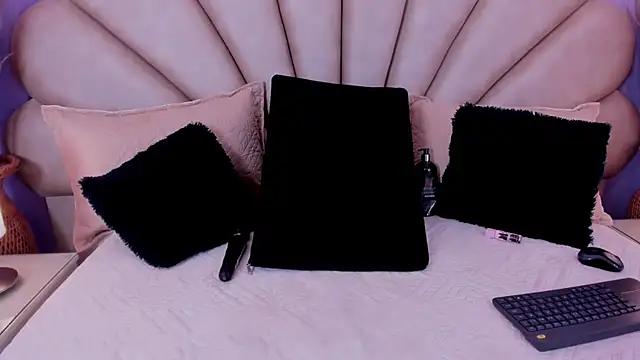 Natasha__Blue webcam