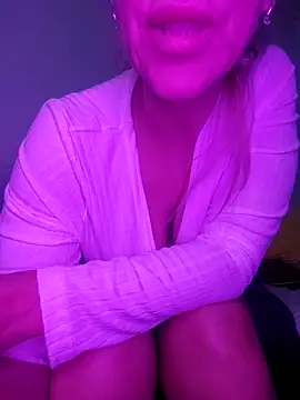 blondyruby webcam