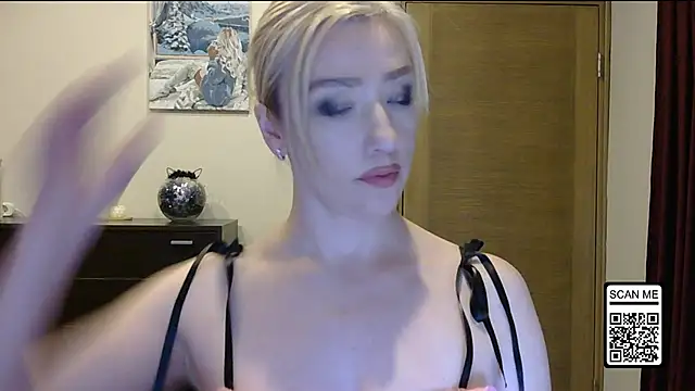 Wild_Silk_Desire webcam