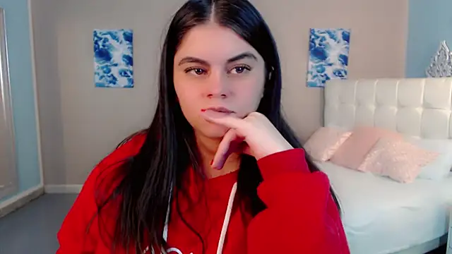 _Maddison_Ivanova_ webcam