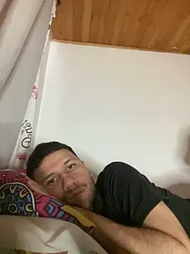 Michaell_Spinelly webcam