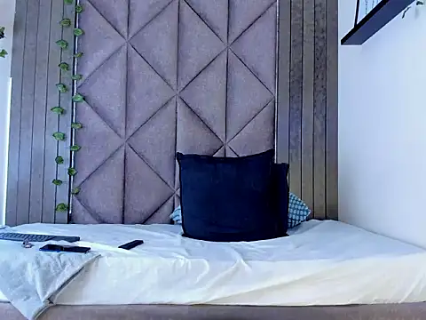 AndrewKenoxx_ webcam