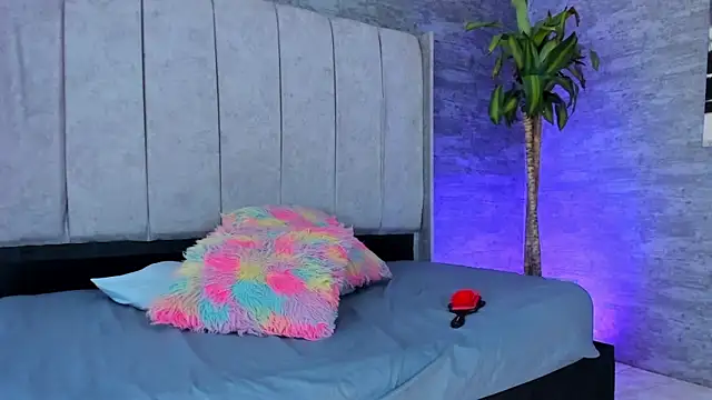 IsabellaRossi_ webcam