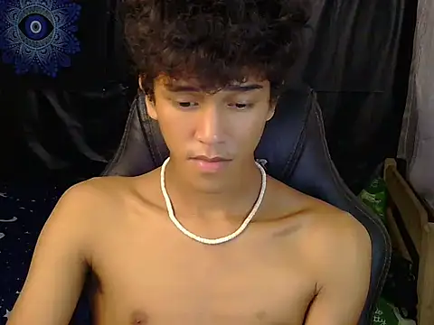 hugekenbigcock webcam