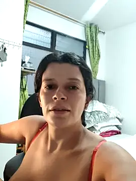 CurvySara1 from StripChat is Freechat