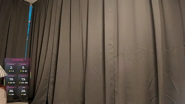 miacorner_ - Miacorner_'s free webcam