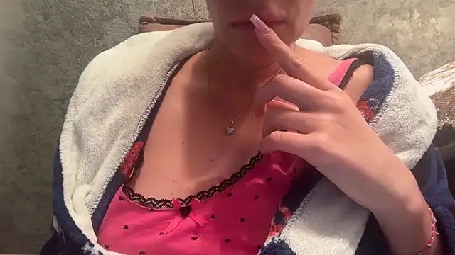 angelinaa19 - Angelinaa19's free webcam