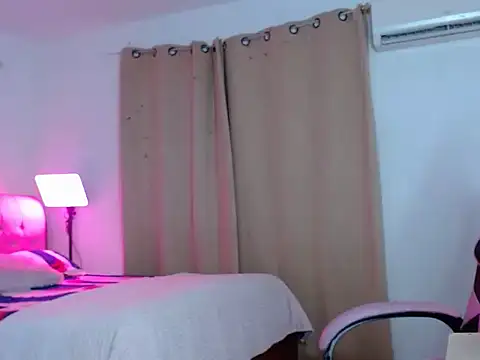 Angiegranados webcam