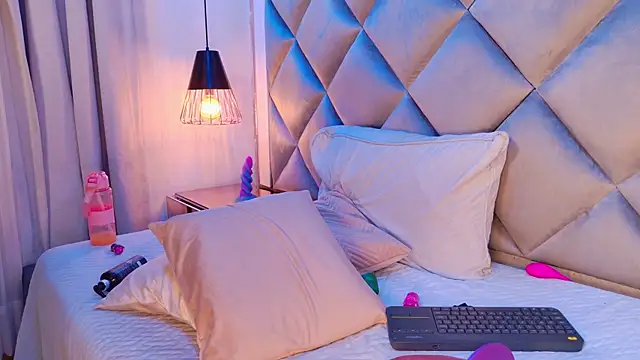 crystal_gilton webcam