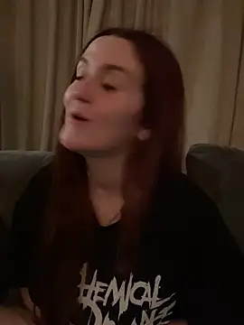 PoppySlut6999 webcam