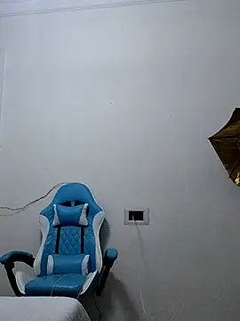 Julieta_Parker webcam