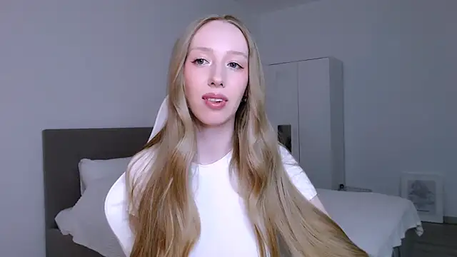 Luna_insniity webcam