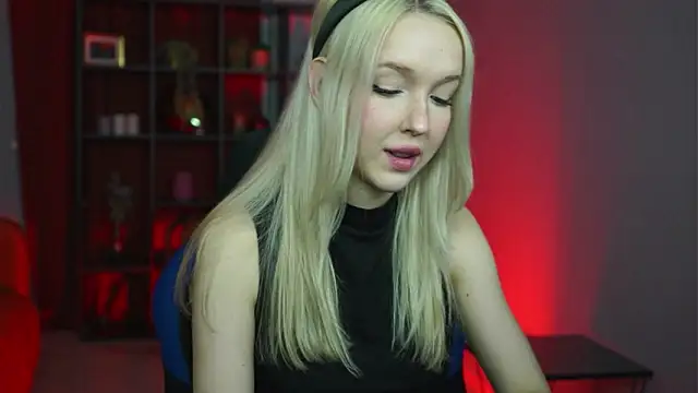 MaoqiBeverly from StripChat is Freechat