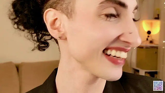 Queen_of_tease webcam