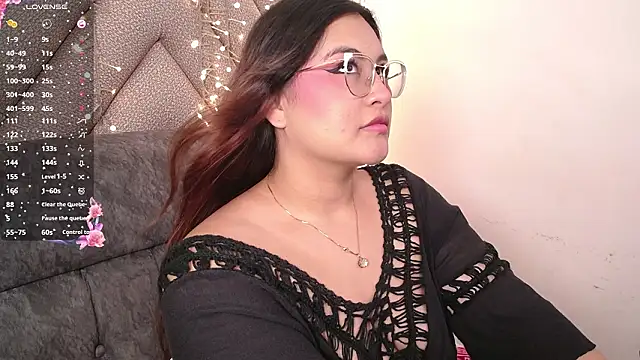 heluejamil - Heluejamil's free webcam - UK Sex Cams