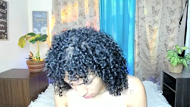 Angel_White25 webcam