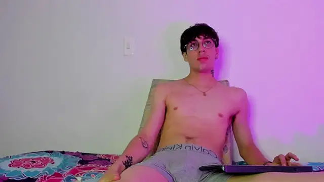 dio__morningstar - Dio__morningstar's free webcam - UK Sex Cams